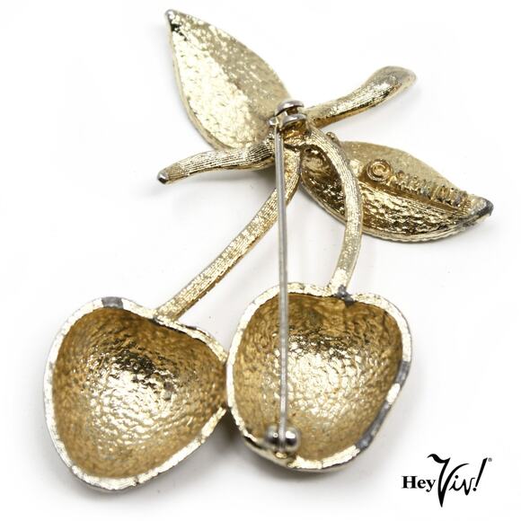Vintage Sarah Coventry Cherry Pin Brooch Signed Fruit 3D Textured Gold - Hey Viv - Picture 2 of 4